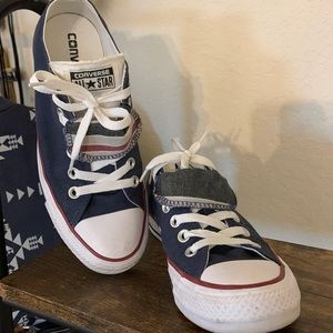 Converse Tennis shoes